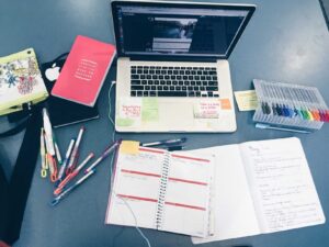 علاقه به درس آسان است