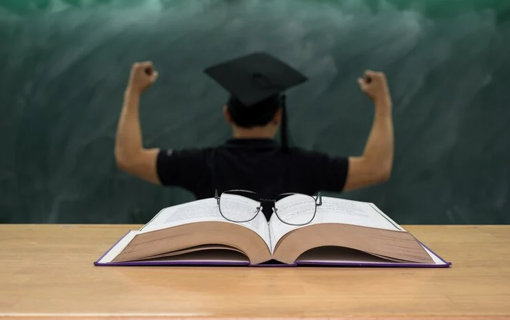 موفقیت در امتحان نهایی